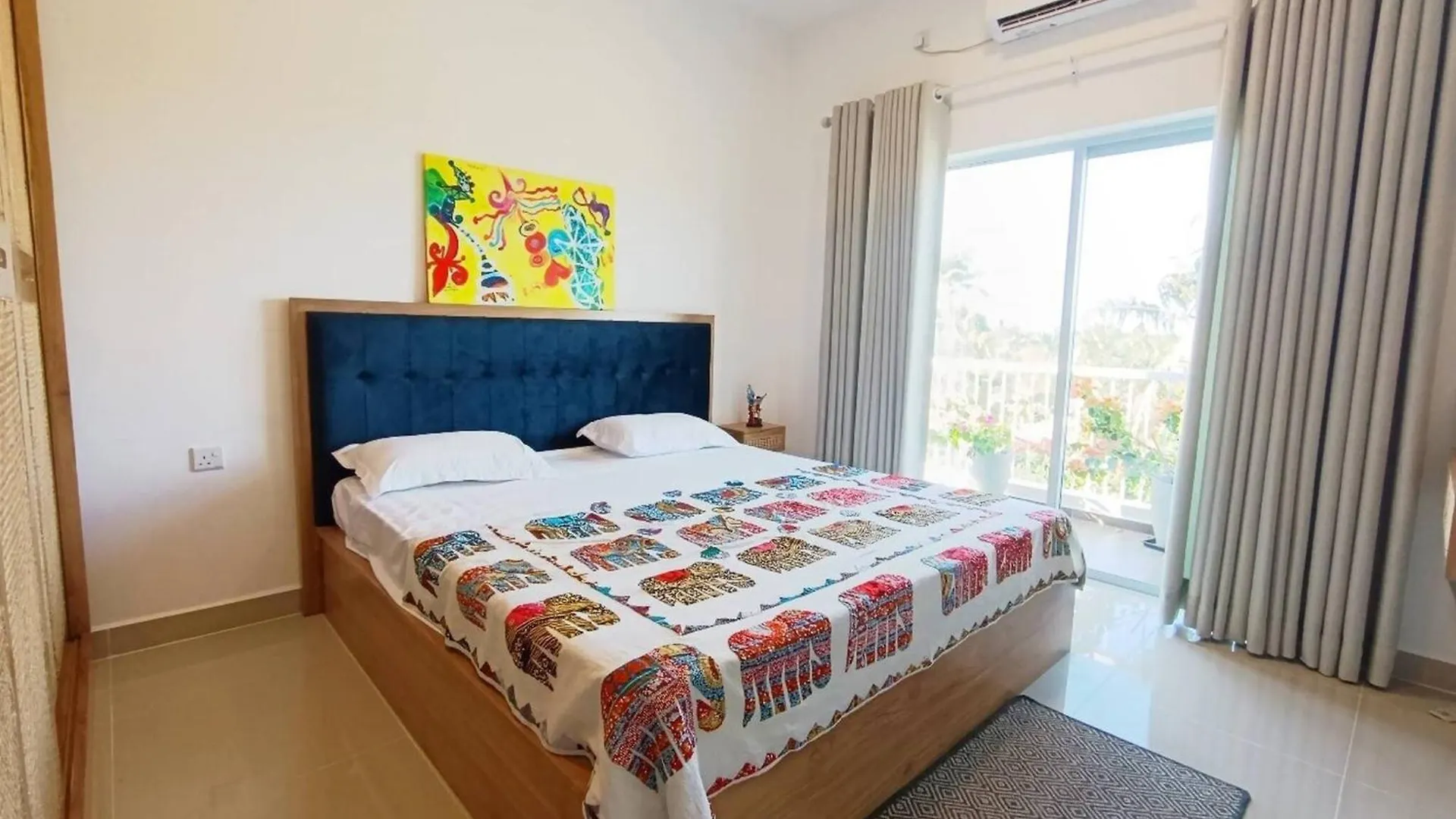 Santorini Resort Art Of Living Apartment Negombo 48