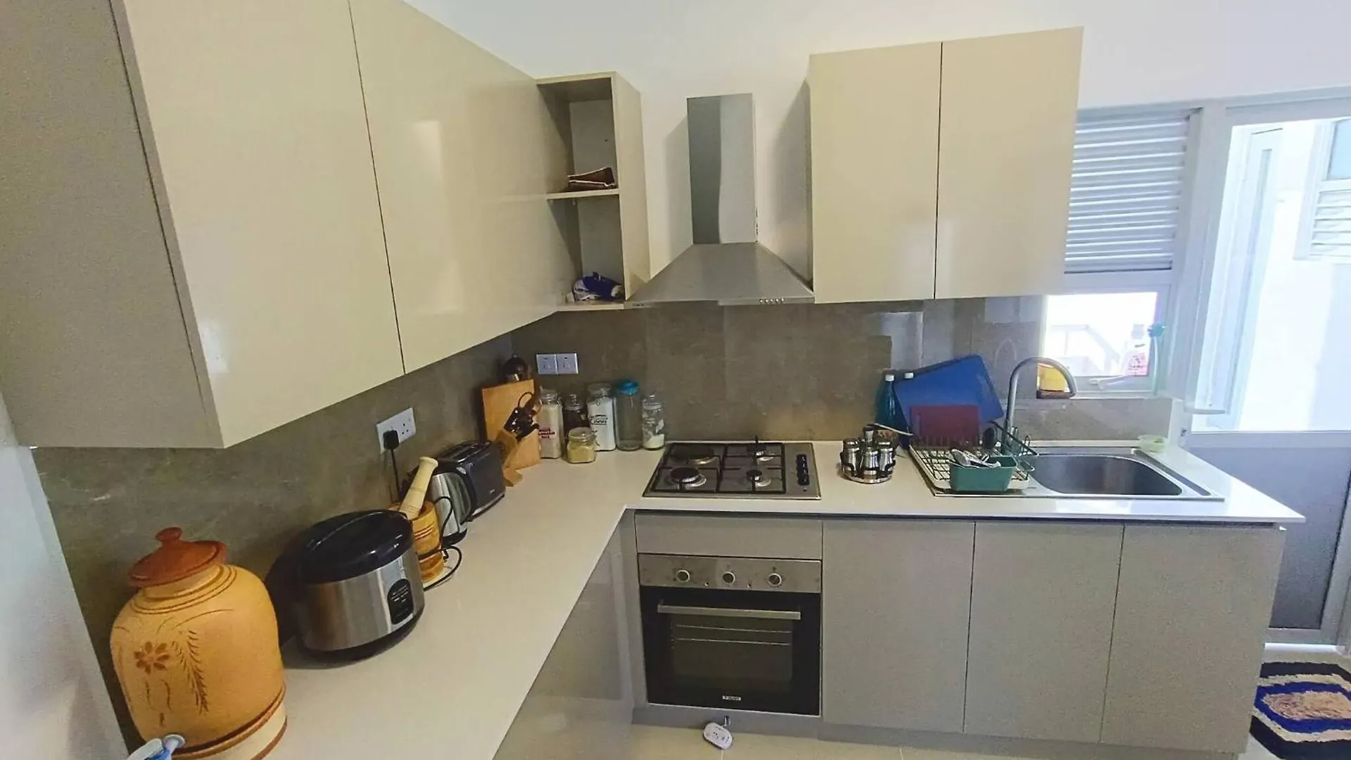 Santorini Resort Art Of Living Apartment Negombo 48
